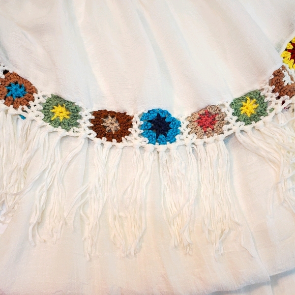 Sadie & Sage Boho Crochet Fringe dress - Picture 3 of 9